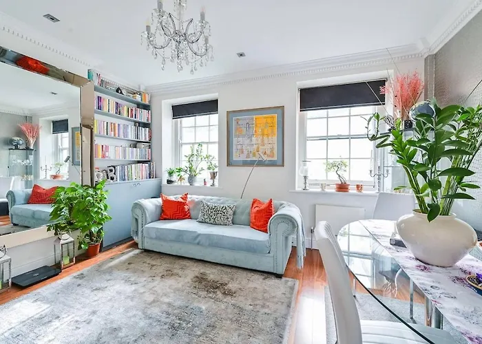 Gorgeous Flat 3 Minute Walk To Iconic Hyde Park