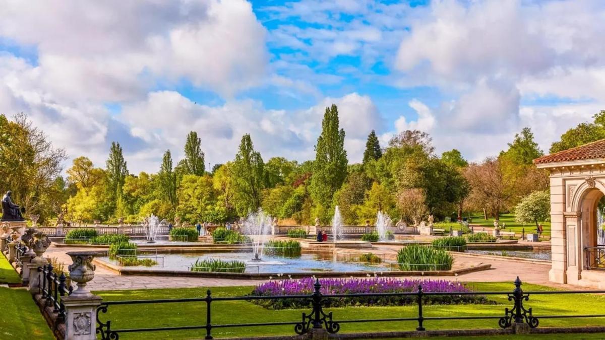 Gorgeous Flat 3 Minute Walk To Iconic Hyde Park Londra